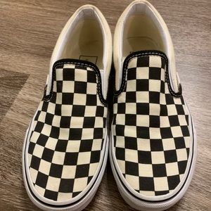 Checkered converse size 6. Worn twice